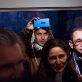 Navaglià prend des photos de la soirée...